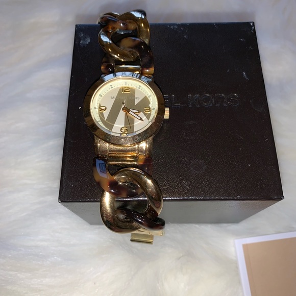 MICHAEL KORS TWIST GOLD TORTOISE CHAIN WATCH - Picture 2 of 3